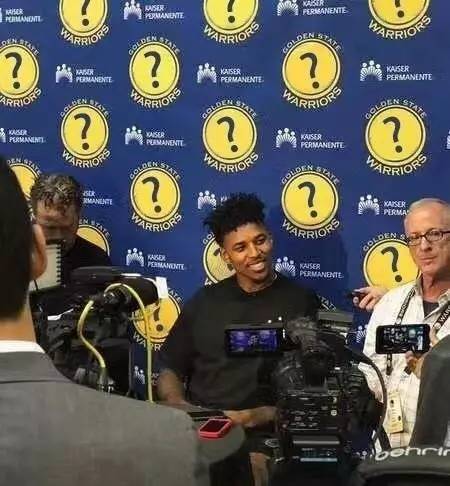 对长期徘徊 对长期徘徊