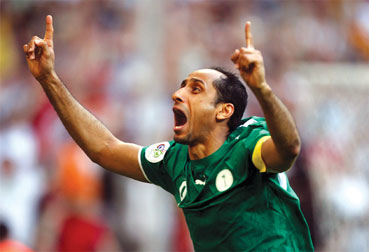 而是教练 而是教练